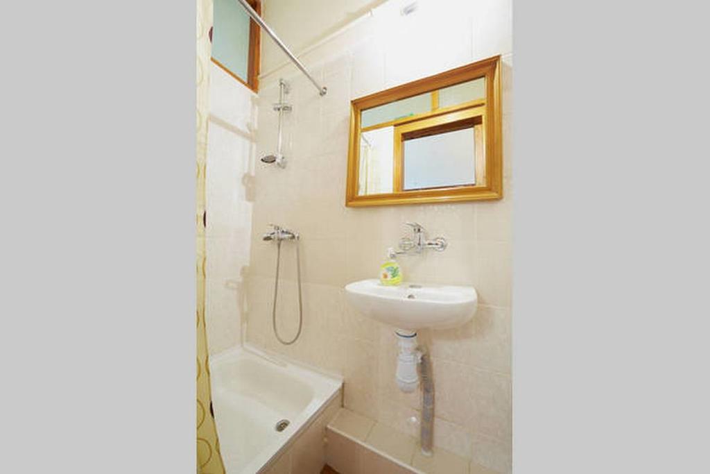 Pylnykarska 6 Apartment Lviv Luaran gambar