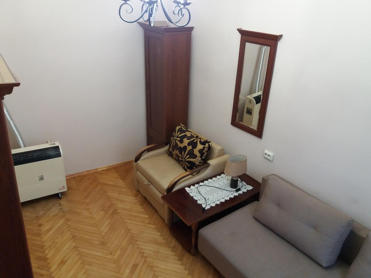 Pylnykarska 6 Apartment Lviv Luaran gambar